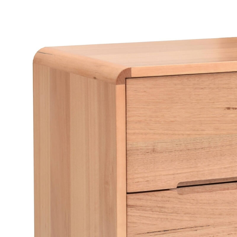 Chloe Dresser